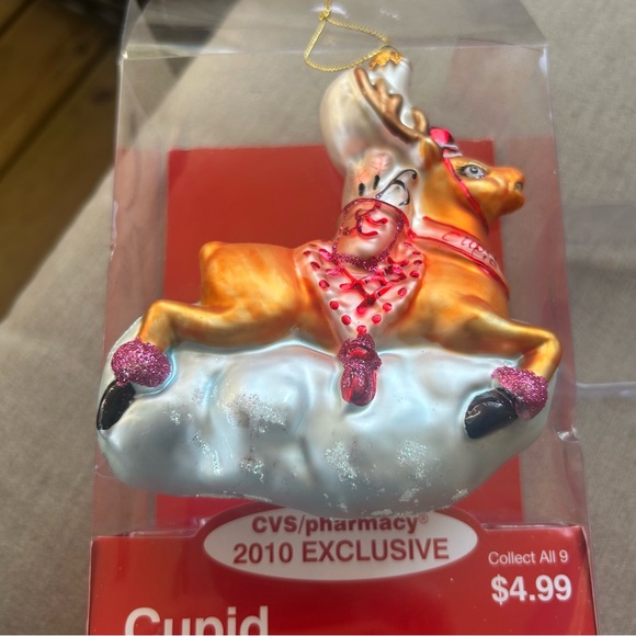 RARE Retired CVS glass Reindeer ornaments painted set of 4 figures from 2010 - Picture 11 of 14